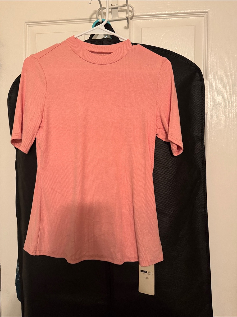Women's Pink Short-Sleeve Crewneck Top